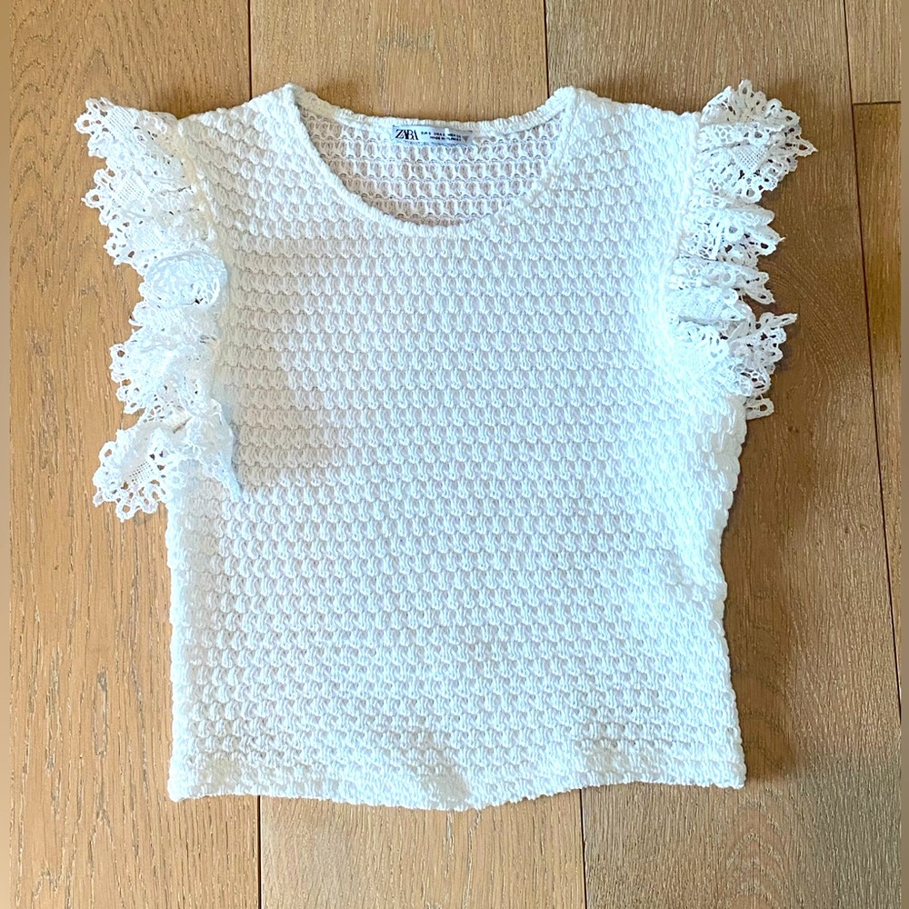 Zara cropped white/cream ruffle sleeve top